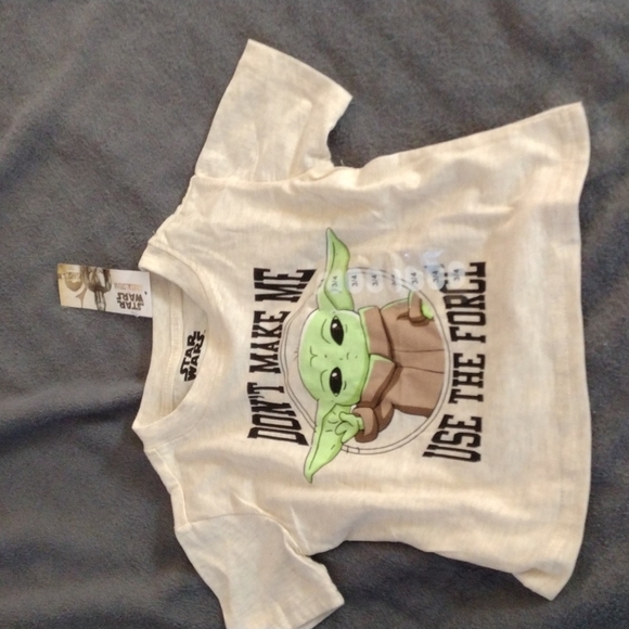 Star Wars Other - Boys 3/4 Gogru t shirt